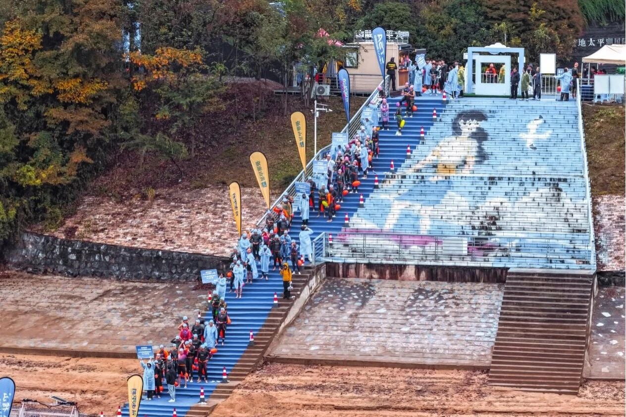 2026年铁人中国T100黄山公开赛暨黄山·太平湖国际铁人三项赛 图片 2